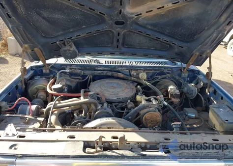 1985 Ford F250 z USA, uszkodzony, nr VIN 1FTHX25L3FKB17291